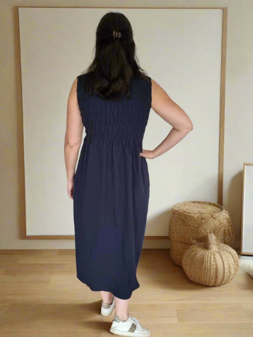 CECILIA SÖRENSEN  Organic Cotton Muslin Sleeveless Dress in Sand Navy Blue Size 12-14 Style Society Marketplace