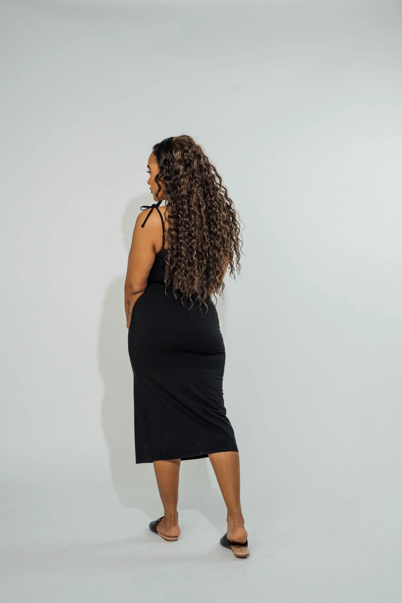 Wildflo Studio The Strappy Midi Dress in Jet at Style Society Marketplace back of dress for all body shapes